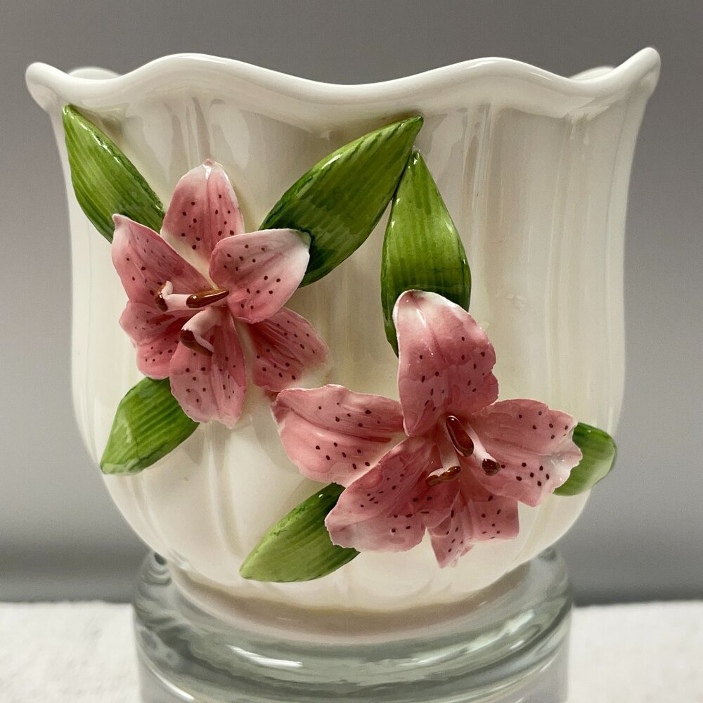 EUC Bone China Planter/Flower Pot, White w/Pink Lilies-Green Leaves, 4 1/2" T